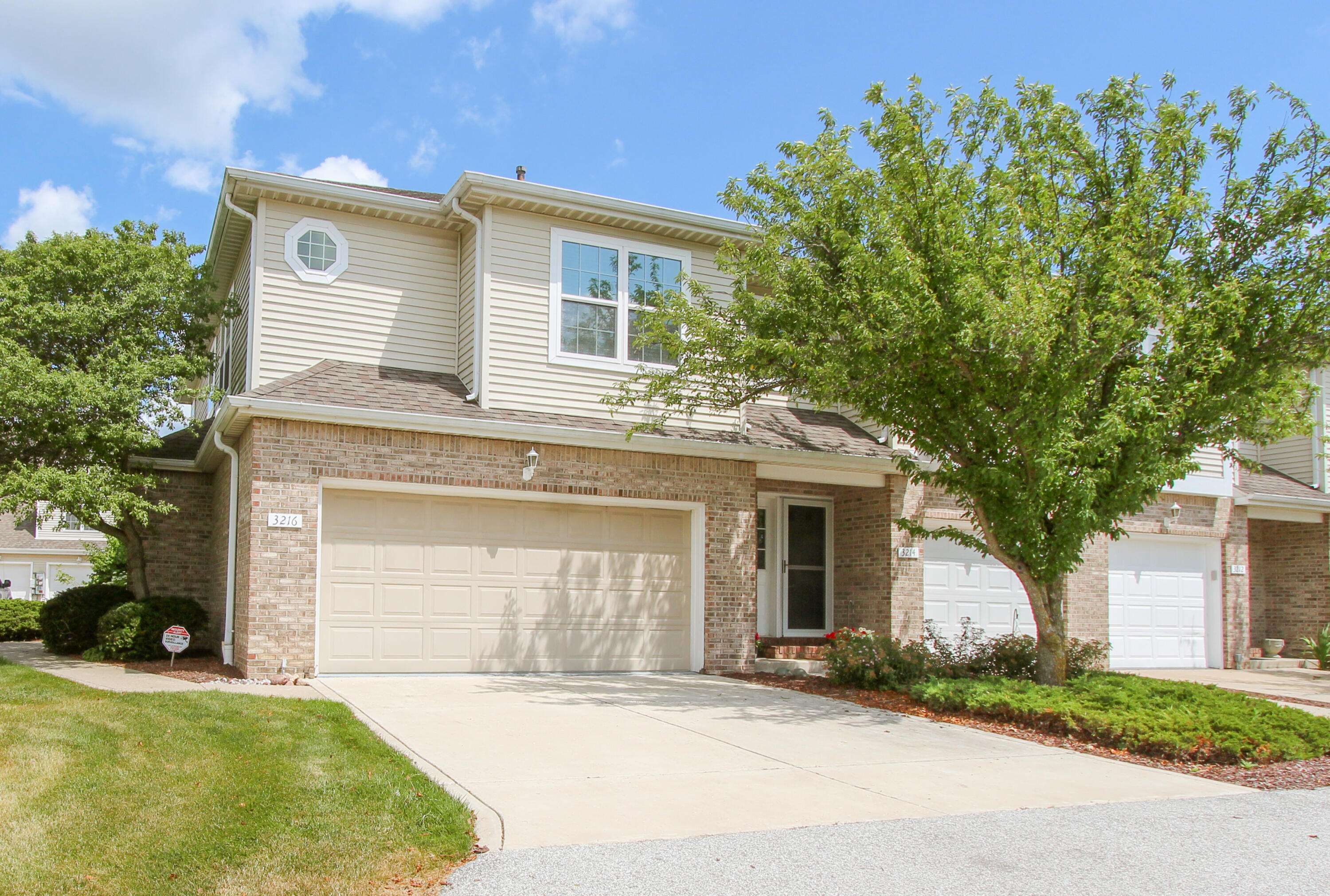 3216 E Morgan Creek CT, Valparaiso, IN 46385