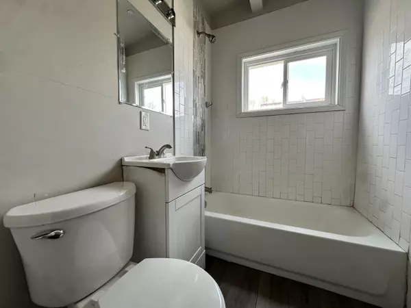 Gary, IN 46404,2133 Mckinley ST