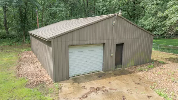 Knox, IN 46534,5815 E 100 N