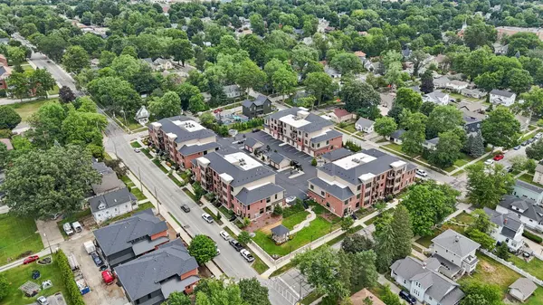 Valparaiso, IN 46385,204 N Campbell ST #201