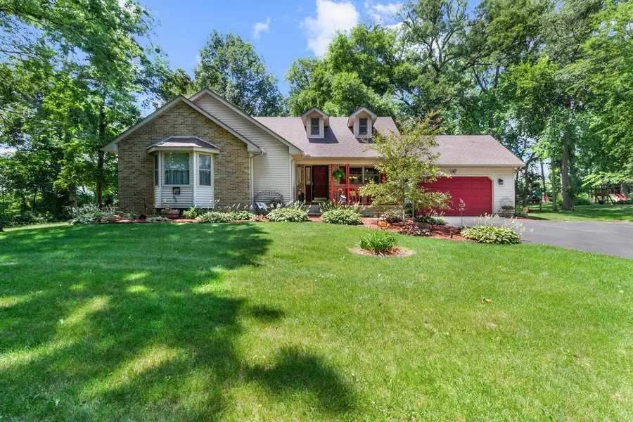 18082 Warrick RD, Hebron, IN 46341