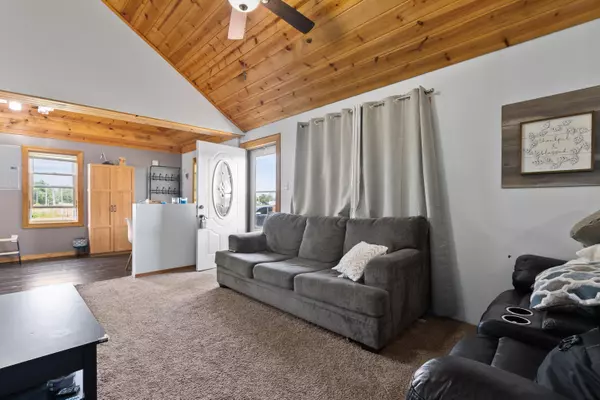 Portage, IN 46368,786 N 450