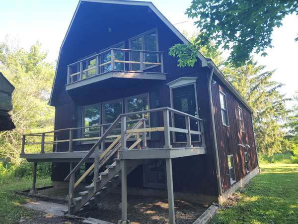 509 E Burdick RD, Chesterton, IN 46304