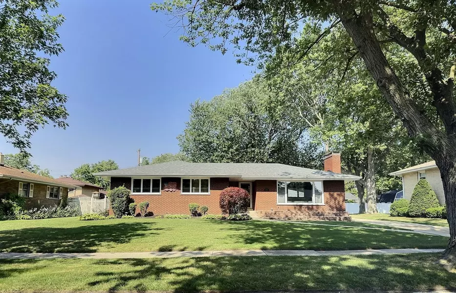 8516 Moraine AVE, Munster, IN 46321