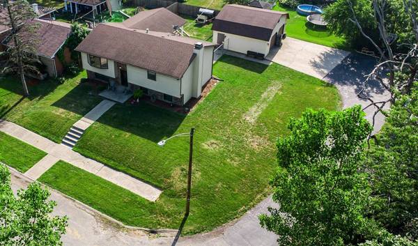 246 Crestwood DR, Hobart, IN 46342