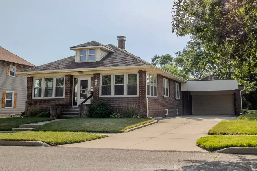603 S Main ST, Knox, IN 46534