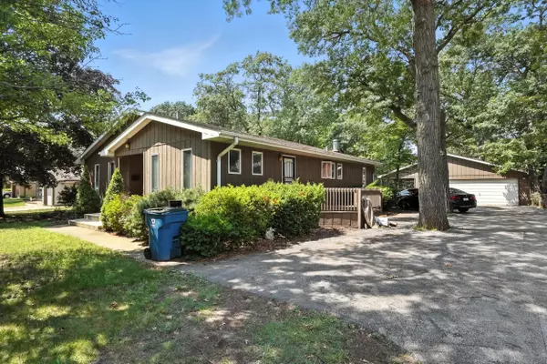 Hammond, IN 46323,7002 Woodmar AVE