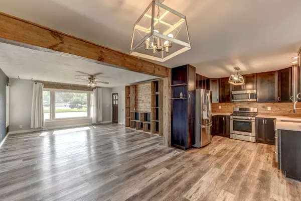 Portage, IN 46368,2772 Willowcreek RD