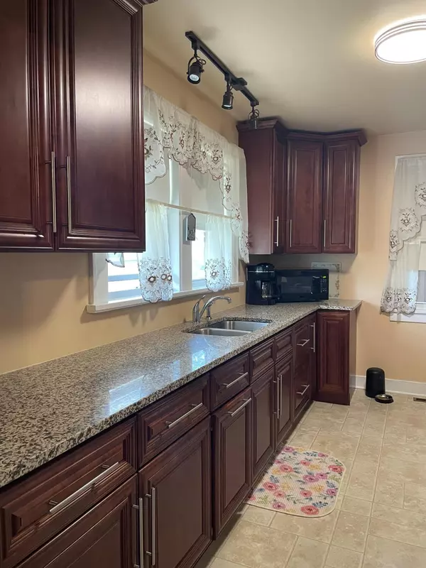 Whiting, IN 46394,1534 Parkview AVE