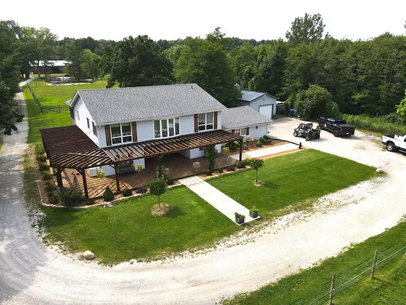 13226 County Line RD, Crown Point, IN 46307