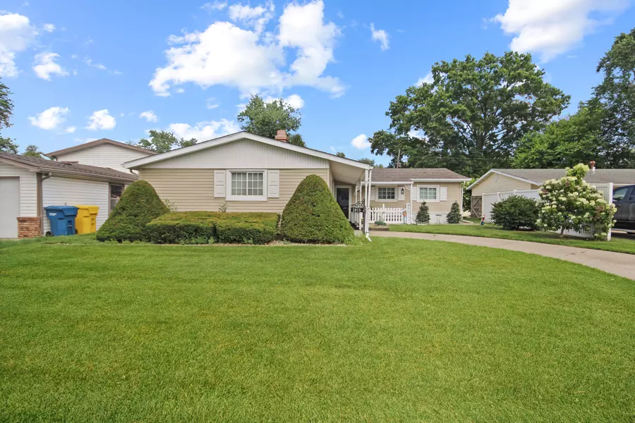1015 N Rensselaer ST, Griffith, IN 46319