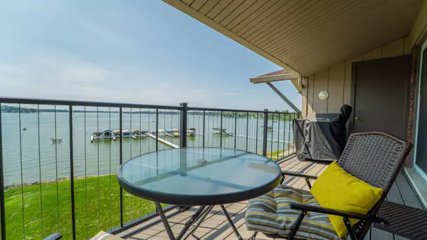 Cedar Lake, IN 46303,8121 Lakeshore DR #6