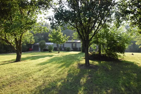 3260 S 550, Knox, IN 46534