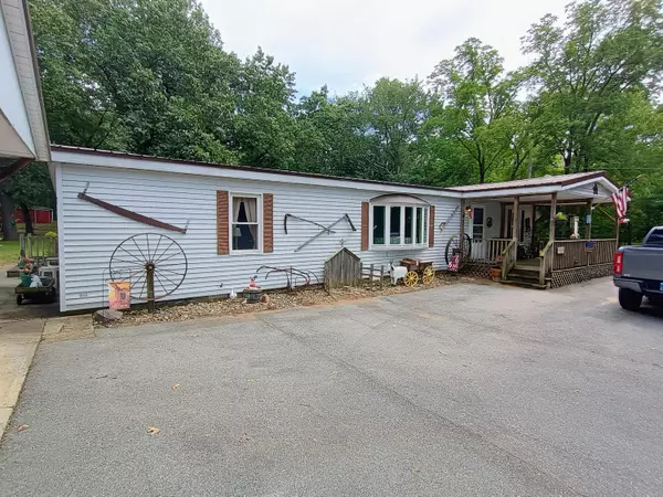 2520 N 1025, Grovertown, IN 46531