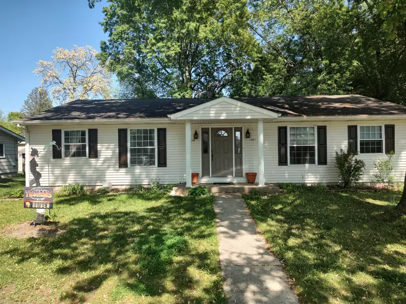 1019-1021 S 18th ST, Chesterton, IN 46304