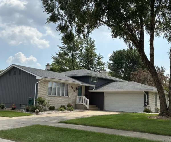 9501 Dogwood DR, Munster, IN 46321