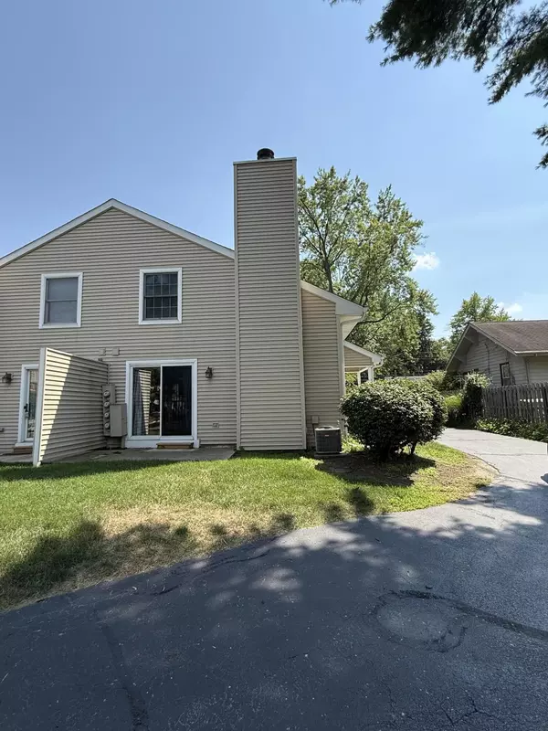 Valparaiso, IN 46383,614 Glade PL