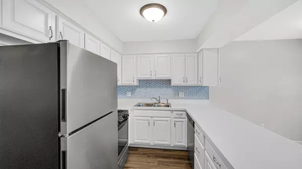 Schererville, IN 46375,904 Jordan CIR