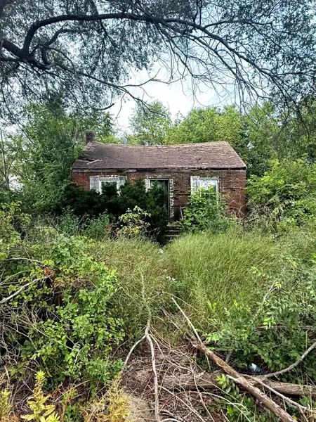 2290 Maryland ST, Gary, IN 46407