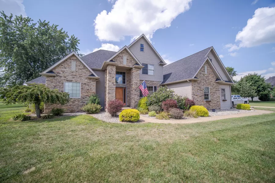 13376 Hawthorne CT, Demotte, IN 46310