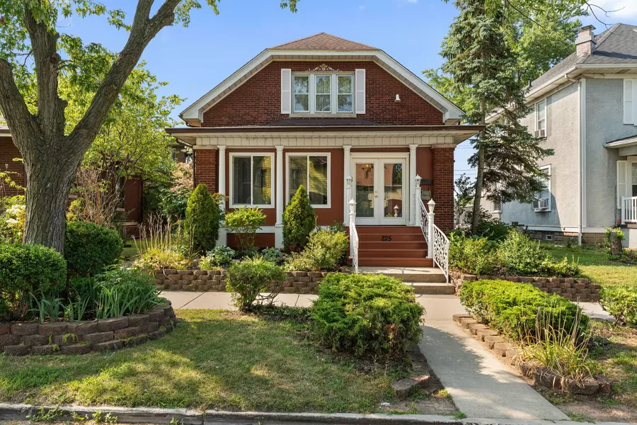 225 Detroit ST, Michigan City, IN 46360