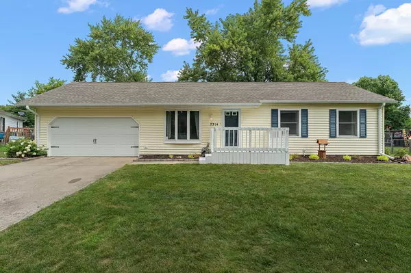 7314 S Willowbrook DR, Lowell, IN 46356