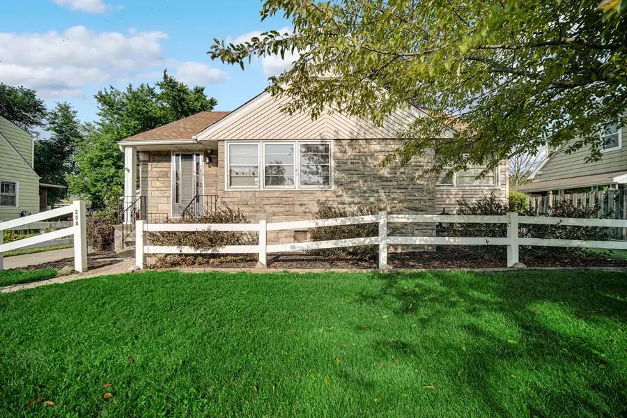 338 N Woodlawn AVE, Griffith, IN 46319