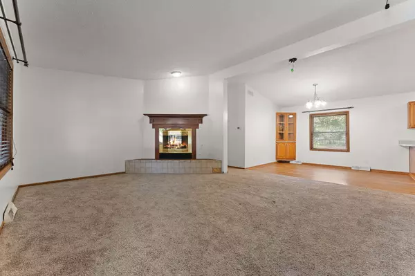 Valparaiso, IN 46385,751 Bond AVE