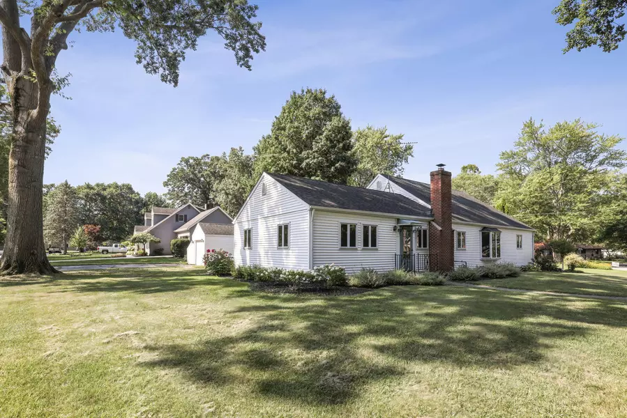 701 S Park DR, Chesterton, IN 46304