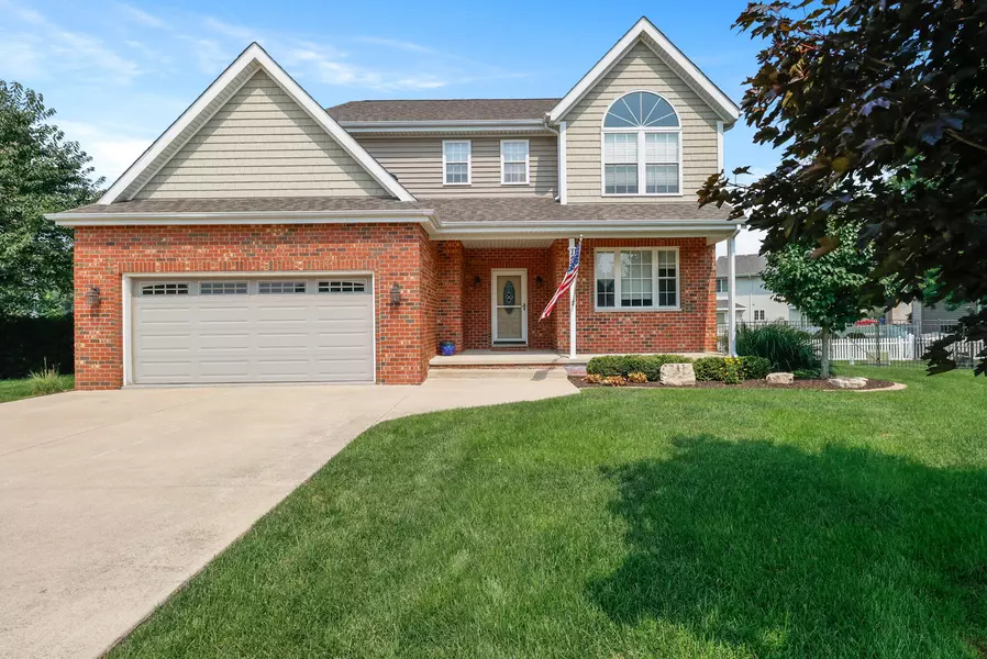 1516 Justice DR, Crown Point, IN 46307