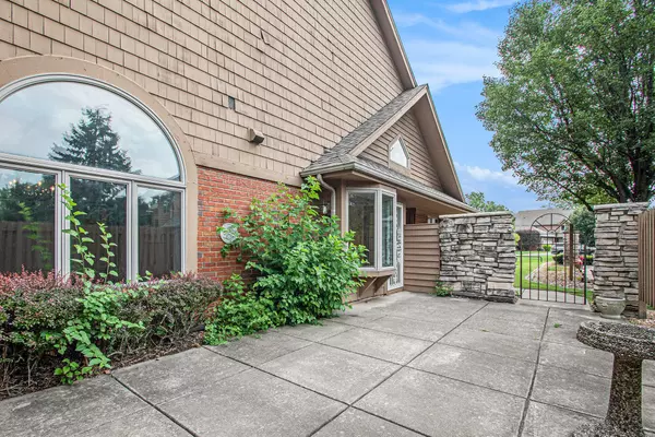 Munster, IN 46321,905 Westminster LN