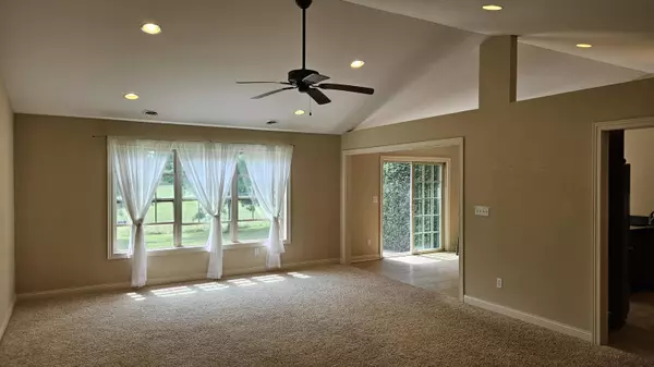 Crown Point, IN 46307,801 Veterans LN