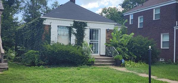 541 Taft PL, Gary, IN 46404