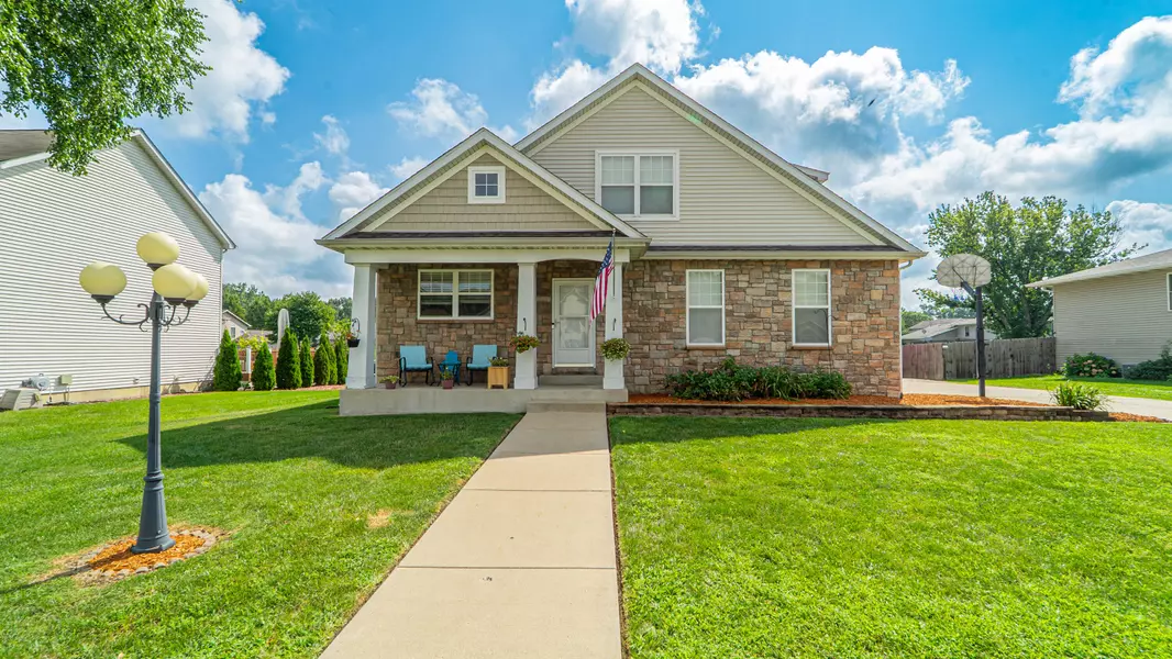 2141 Larchwood AVE, Chesterton, IN 46304