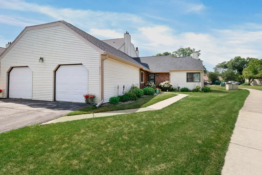2111 Tupelo LN, Chesterton, IN 46304