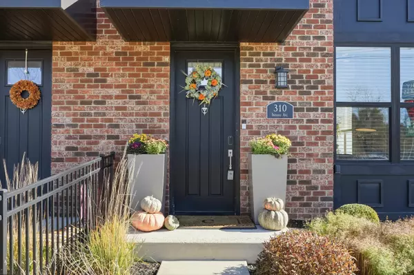 Crown Point, IN 46307,310 N Indiana AVE