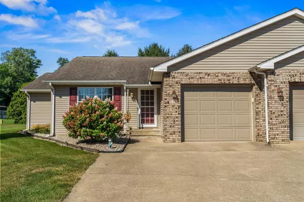 712 Elm CT, Demotte, IN 46310