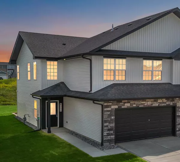 4298 W 77th PL, Merrillville, IN 46410