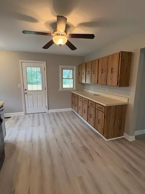 Gary, IN 46408,2907 W 40th PL