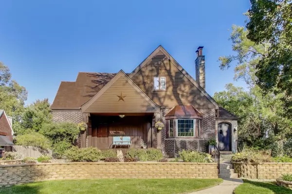 Munster, IN 46321,8009 Forest AVE