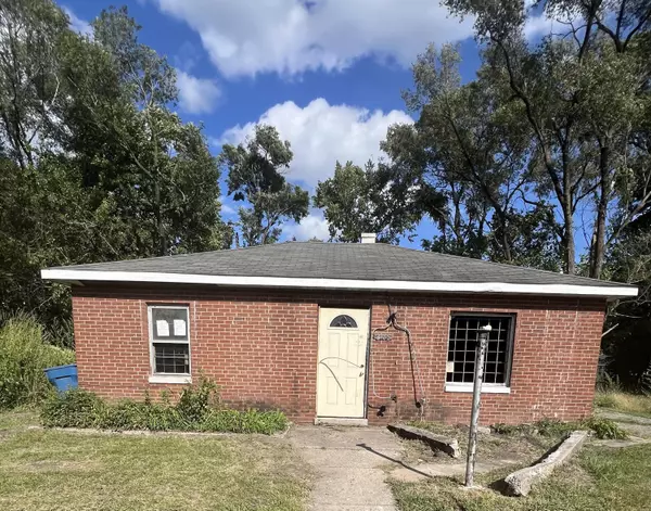 2135 Clark RD, Gary, IN 46404