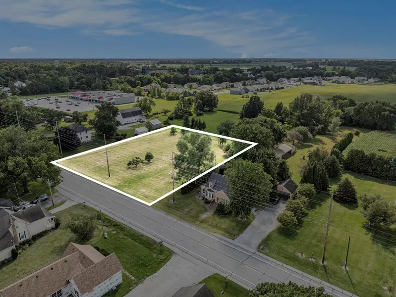 499 N Main ST, Kouts, IN 46347