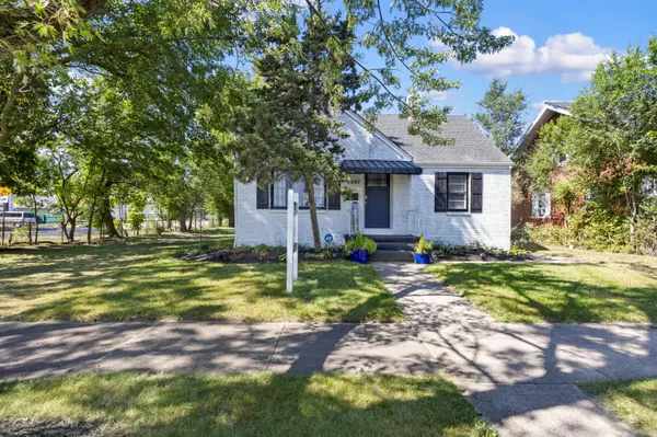 1582 Taney PL, Gary, IN 46404