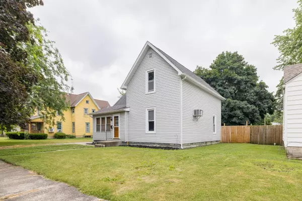 Kentland, IN 47951,111 E Iroquois ST