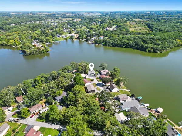 Lowell, IN 46356,245 Island DR