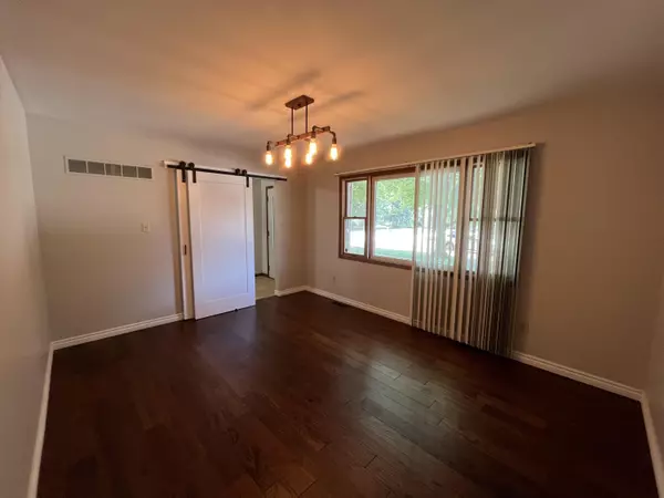 Chesterton, IN 46304,852 Burr Oak DR