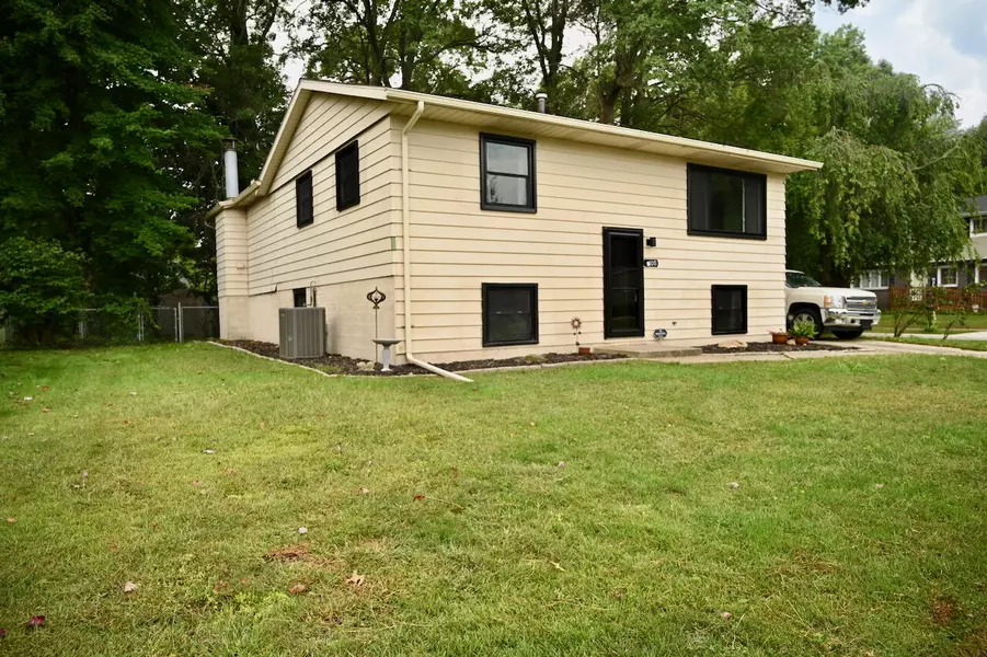 1071 Georgetown RD, Michigan City, IN 46360