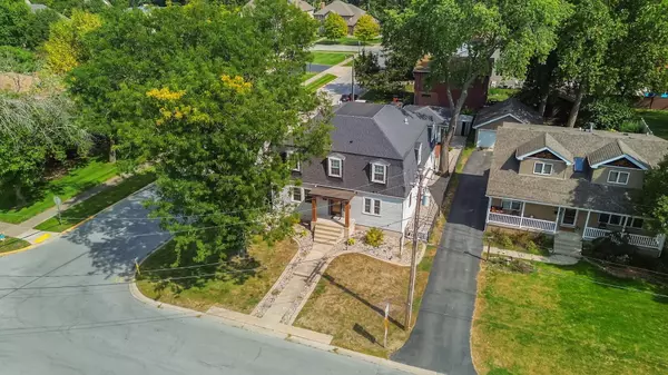 Munster, IN 46321,8505 White Oak AVE