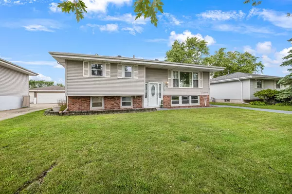 Dyer, IN 46311,824 Polk AVE