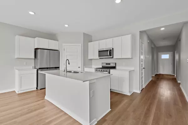 Hobart, IN 46342,115 Cressmoor BLVD